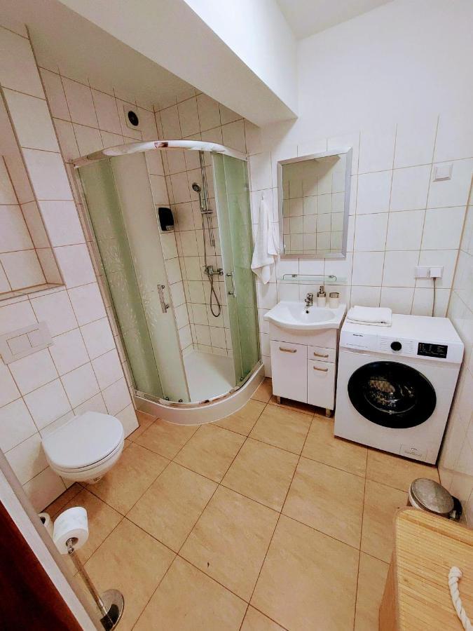 Drzewna Apartamenty-Kupiecka 66A Zielona Góra Exteriör bild